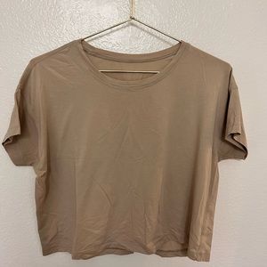 Lululemon Classic Fit Cropped Tee